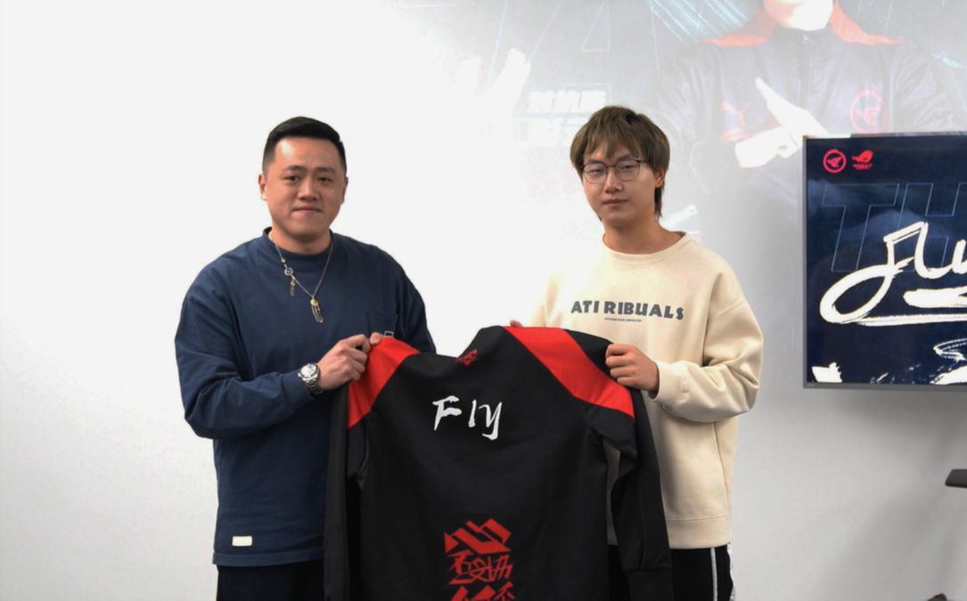 这位年轻的 这位年轻的