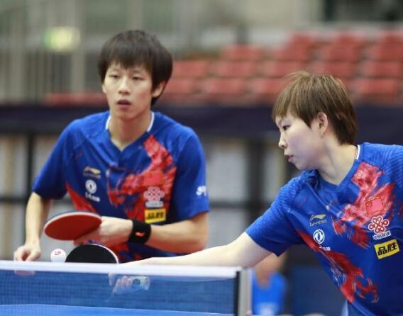 通过推动体 通过推动体